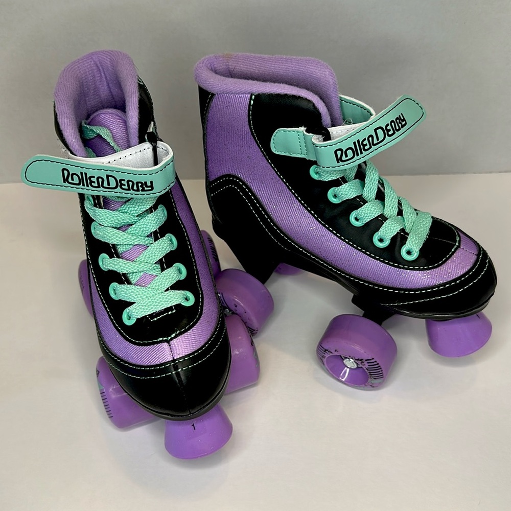 Roller Derby Firestar Youth Girl’s Quad Roller Skates